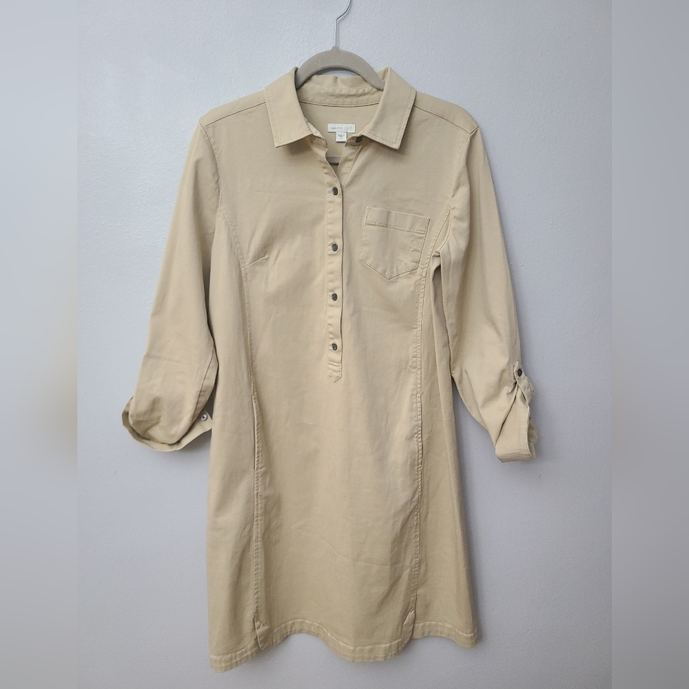 Women beige  J jill live in Chino Khaki shirt dress size 10